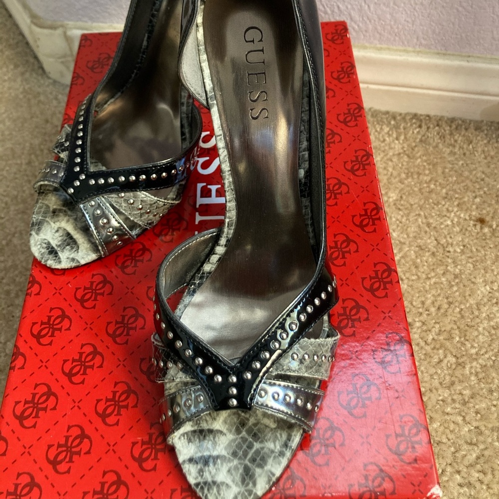 Guess High Heels